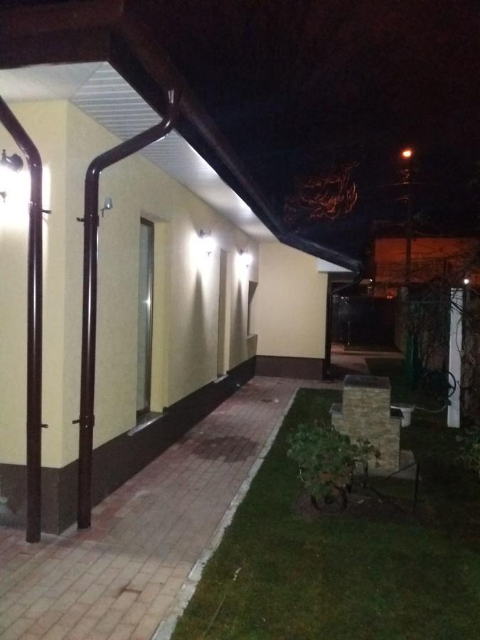 Villa Casuta Bunicilor Bukarest Exterior foto